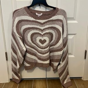 Mauve and crème heart design oversized cropped sweater! So beautiful!